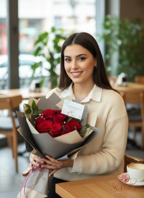 Romantik Kirmizi Gul Buketi